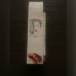 NEW Give Them Lala Beauty lip liner